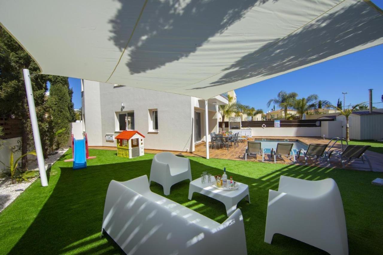 Tsokkos Family Villa - Pool Garden 2' Walk To Beach Protaras Exterior foto