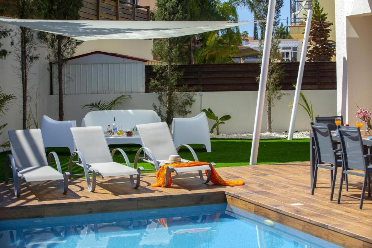 Tsokkos Family Villa - Pool Garden 2' Walk To Beach Protaras Exterior foto
