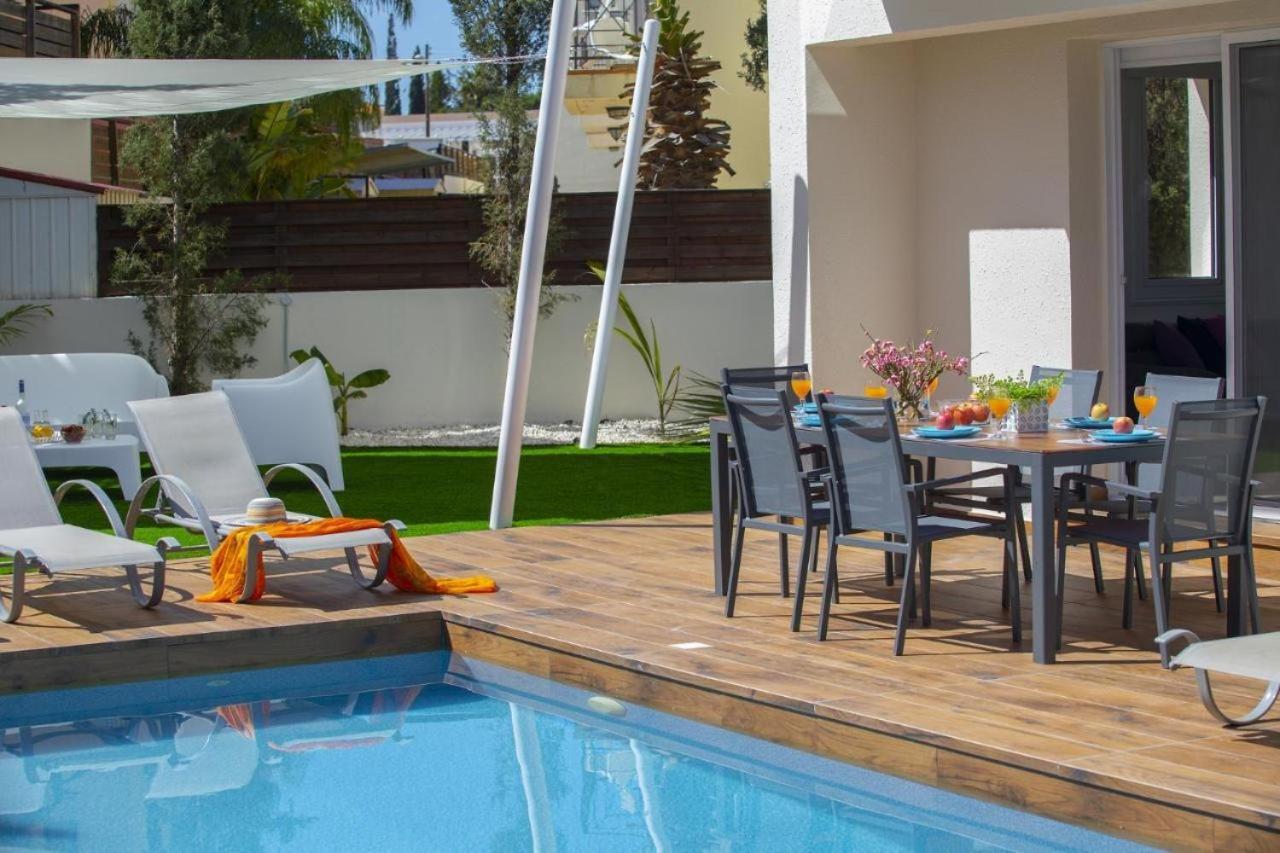 Tsokkos Family Villa - Pool Garden 2' Walk To Beach Protaras Exterior foto