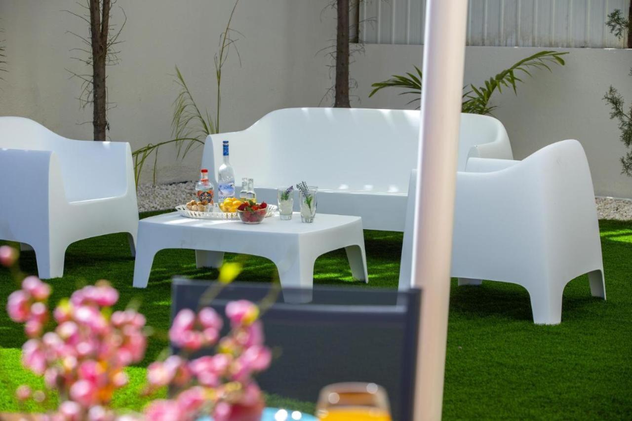 Tsokkos Family Villa - Pool Garden 2' Walk To Beach Protaras Exterior foto